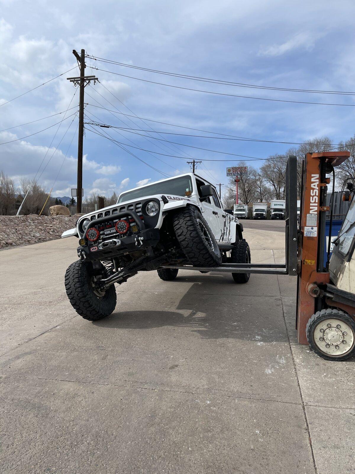 Jeep Gladiator Gladiator Flex pictures FFB6933E-77CB-41A2-856B-2EE8983D9FFF