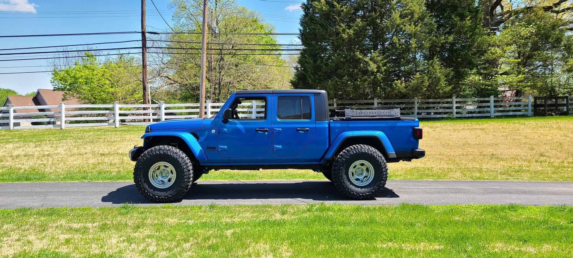 Jeep Gladiator Lets see all those Gladiators with lifts and bigger tires! 20210420_140355