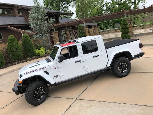 Jeep Gladiator One Little thing I'd Change...small detail, Gas Cover! Alien 15