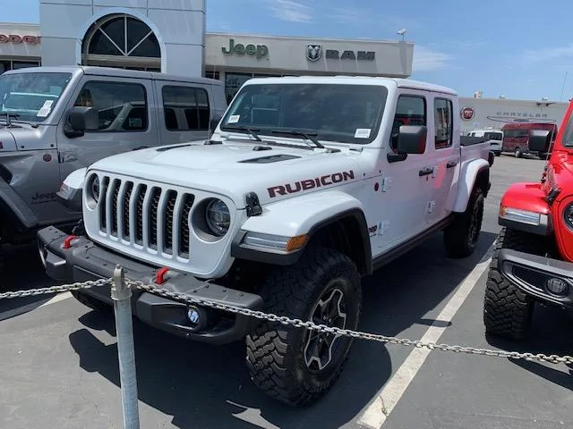 Jeep Gladiator Finally got to test drive one today WQH6pXF