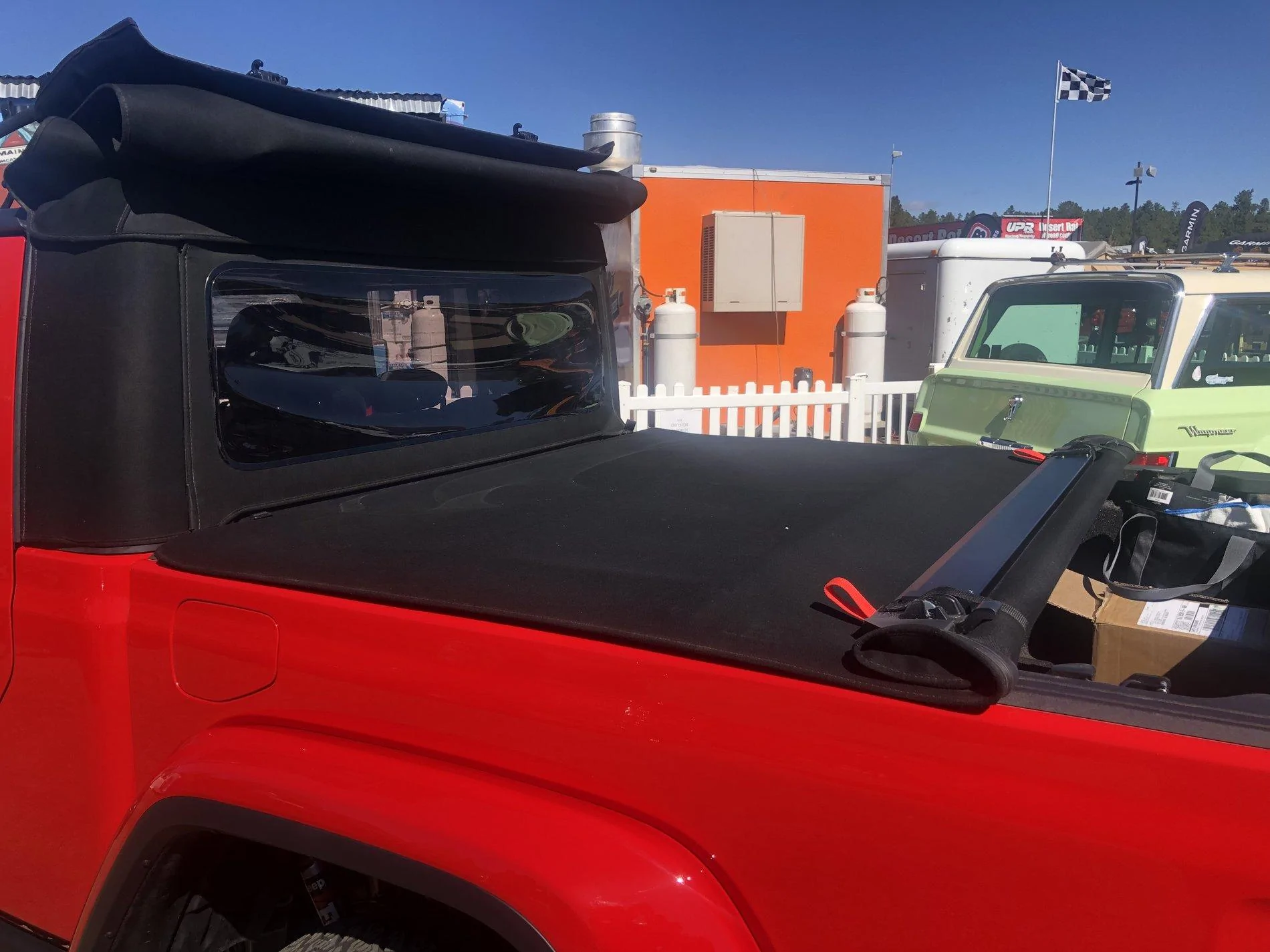 Jeep Gladiator Request: Gladiators with soft tops 3FA89C77-9DCE-4002-A6C1-568F558B0ECE