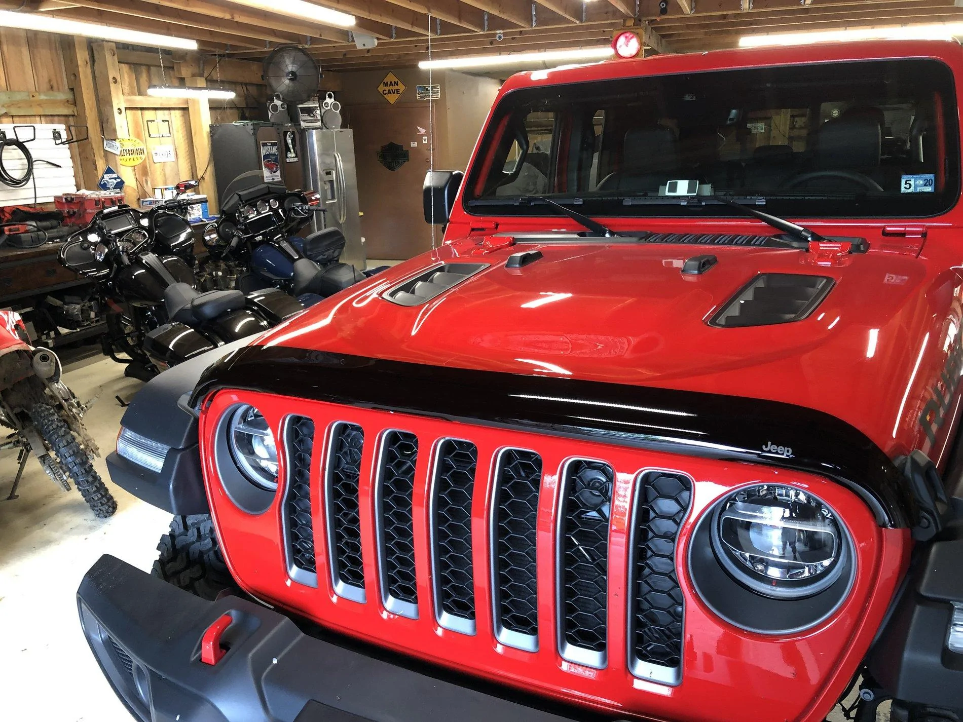 Jeep Gladiator Drove the Rubicon Gladiator for the second time and going to get one today!!! 48871926-3CB9-4950-BFFF-E0B89DCBFC46