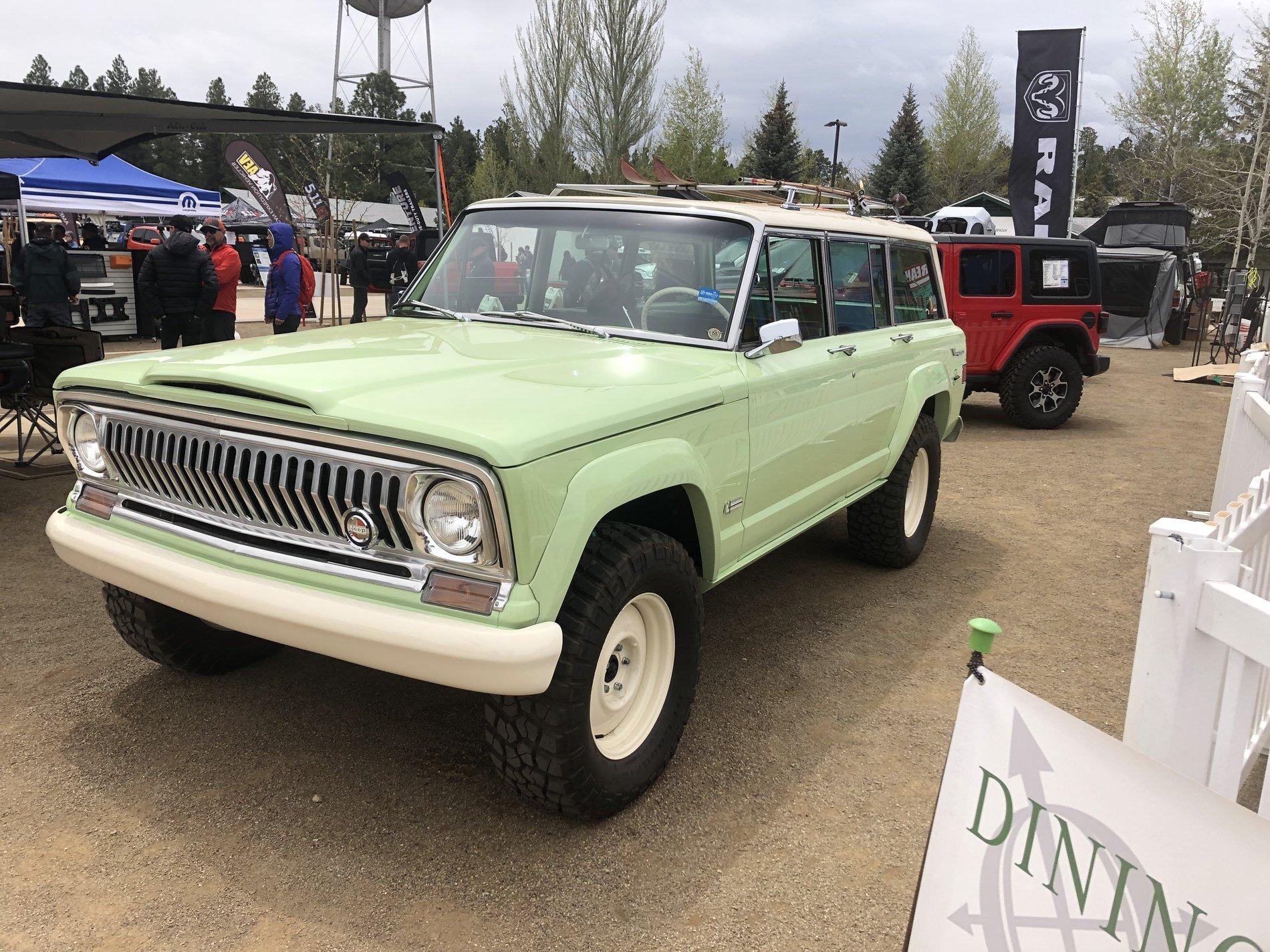 Jeep Gladiator Way Out at Overland Expo 0449DFD3-9641-4116-A57A-A0E10375757D