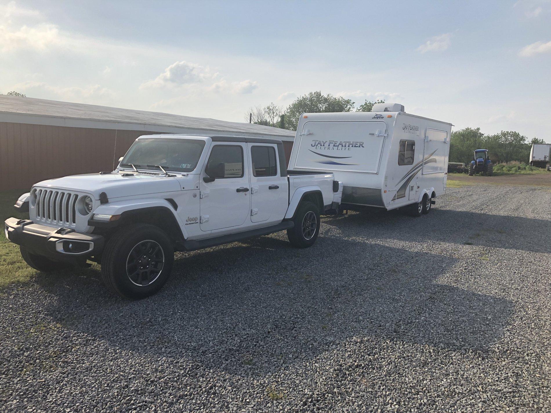 Jeep Gladiator Pulling a Camper 1045AF88-C55D-4827-8C31-8FD11357B040