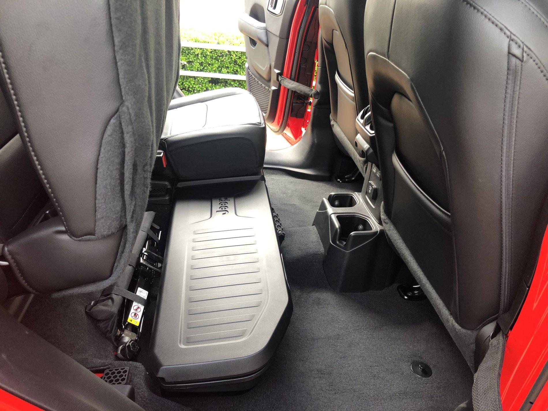 Jeep Gladiator Rear Seat Question B744B56A-E37A-41CE-999C-5BC391C0FD8C