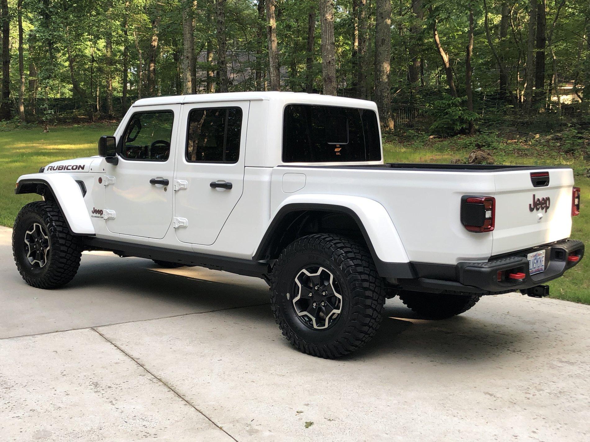 Jeep Gladiator Rubicon with BFG KM3s NO LIFT! SLrEj166Qpqu8oVRr5de6w