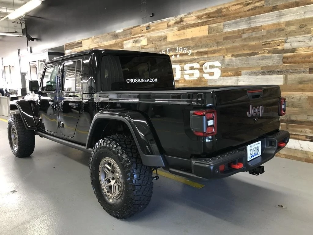 Jeep Gladiator BLACK Gladiator JT Club D574B851-55FE-4A21-8AFE-1BDC94F0ED60