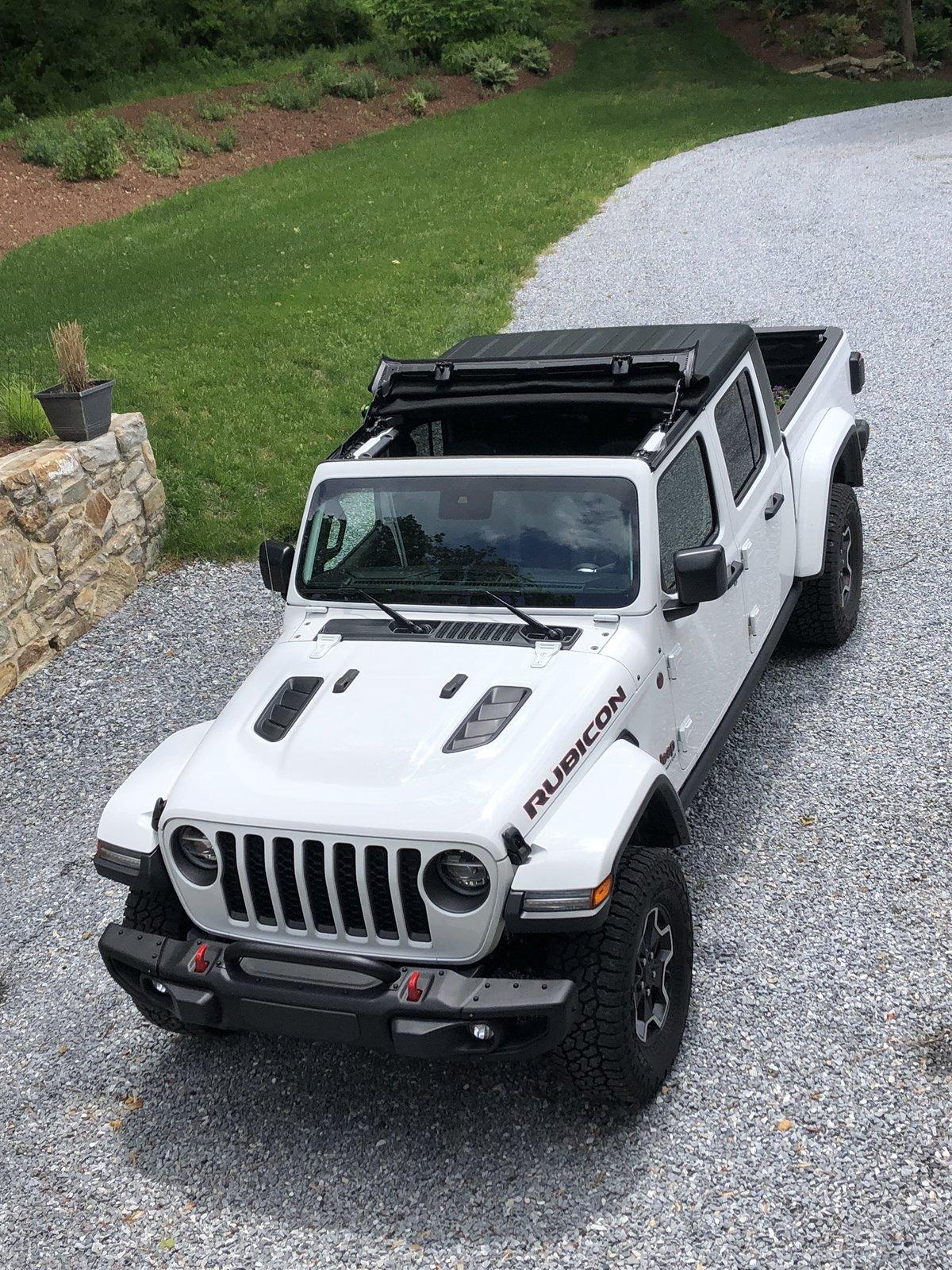 Jeep Gladiator BRIGHT WHITE Gladiator JT Club FDD04498-312D-45CD-A833-64FCAAB6BFAF