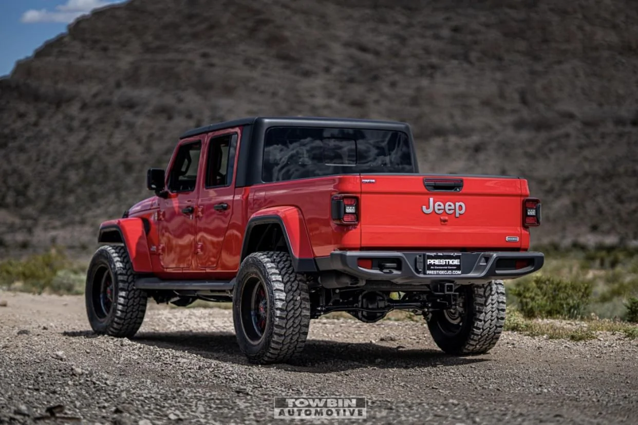 Jeep Gladiator FIRECRACKER RED Gladiator JT Club B1F1D31D-2190-48B7-8D15-2EFBC6659214