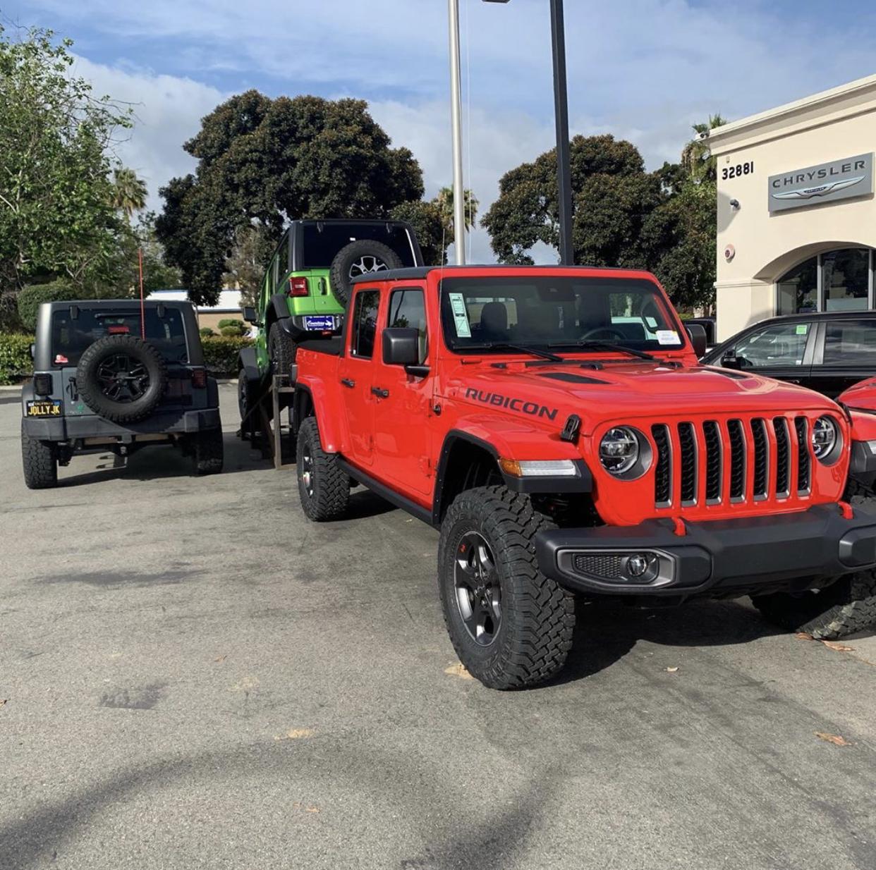 Jeep Gladiator FIRECRACKER RED Gladiator JT Club 6D9E18AF-BBDB-416A-9F90-A968FE549B4E