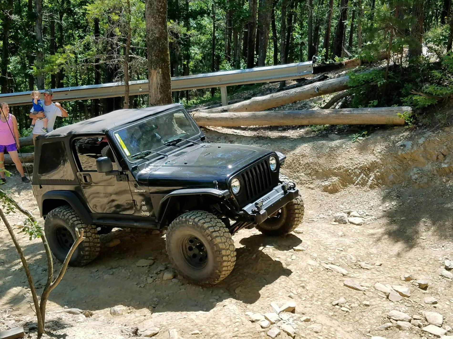 Jeep Gladiator Post your other Jeep thread 2017052095144948