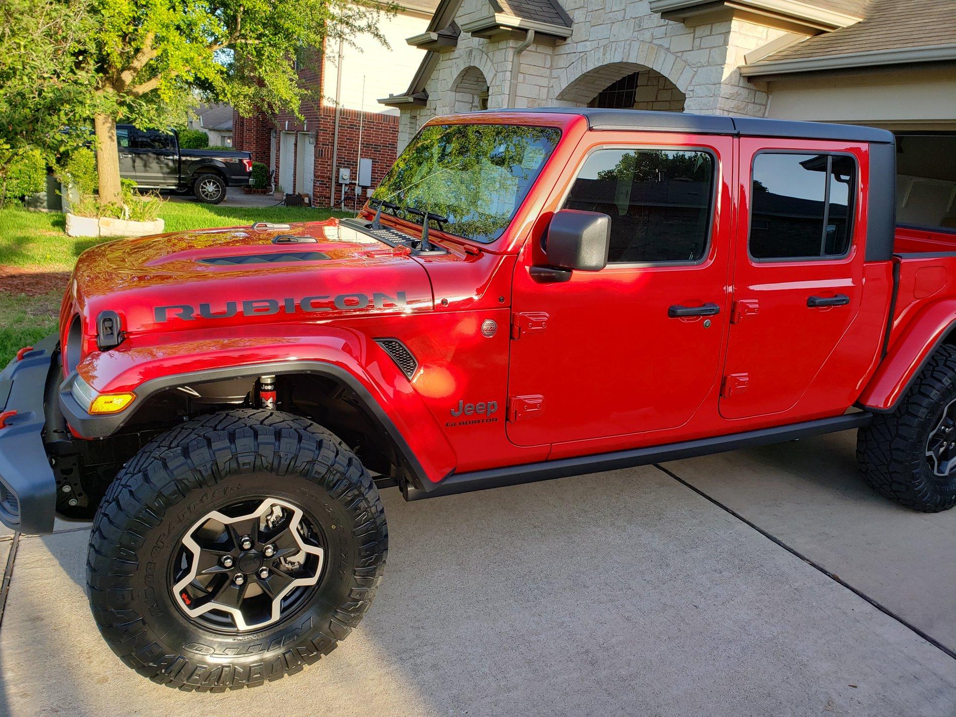 Jeep Gladiator FIRECRACKER RED Gladiator JT Club 20190521_191826
