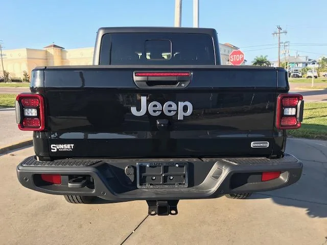 Jeep Gladiator BLACK Gladiator JT Club IMG_2395