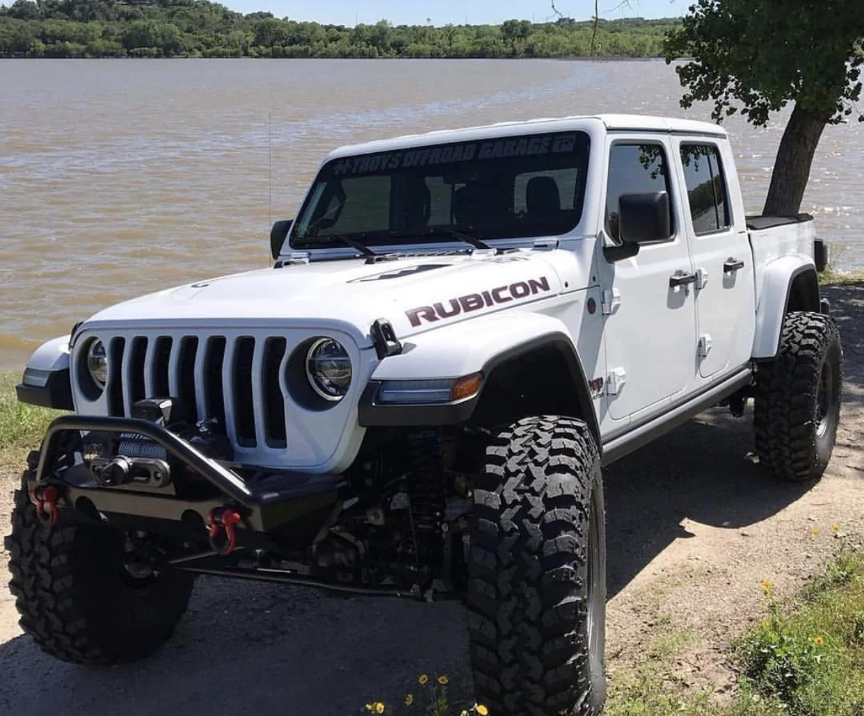 Jeep Gladiator BRIGHT WHITE Gladiator JT Club AEBAB9D7-B30E-4806-A316-9E73F1CC6607