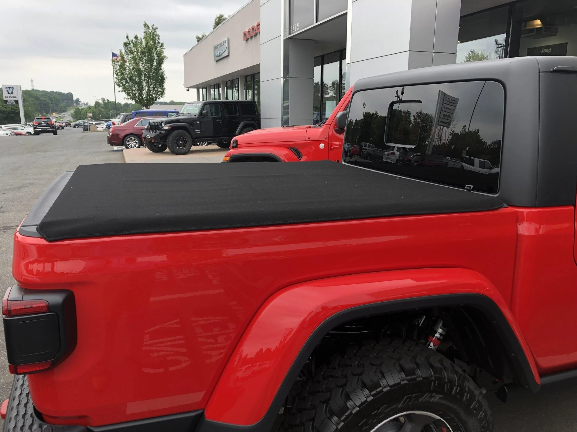 Jeep Gladiator FIRECRACKER RED Gladiator JT Club xFPpBIlPTUGBftn7uQpx
