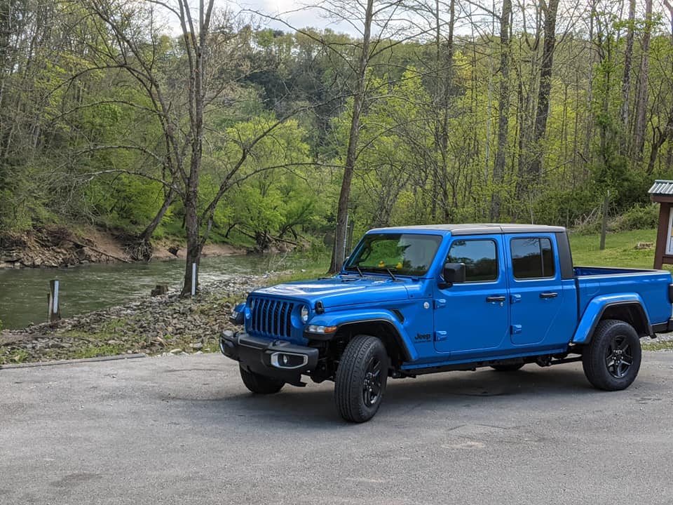 Jeep Gladiator Gupton Motors up to 8% below invoice 176284804_10208382404473469_1739086539079785091_n