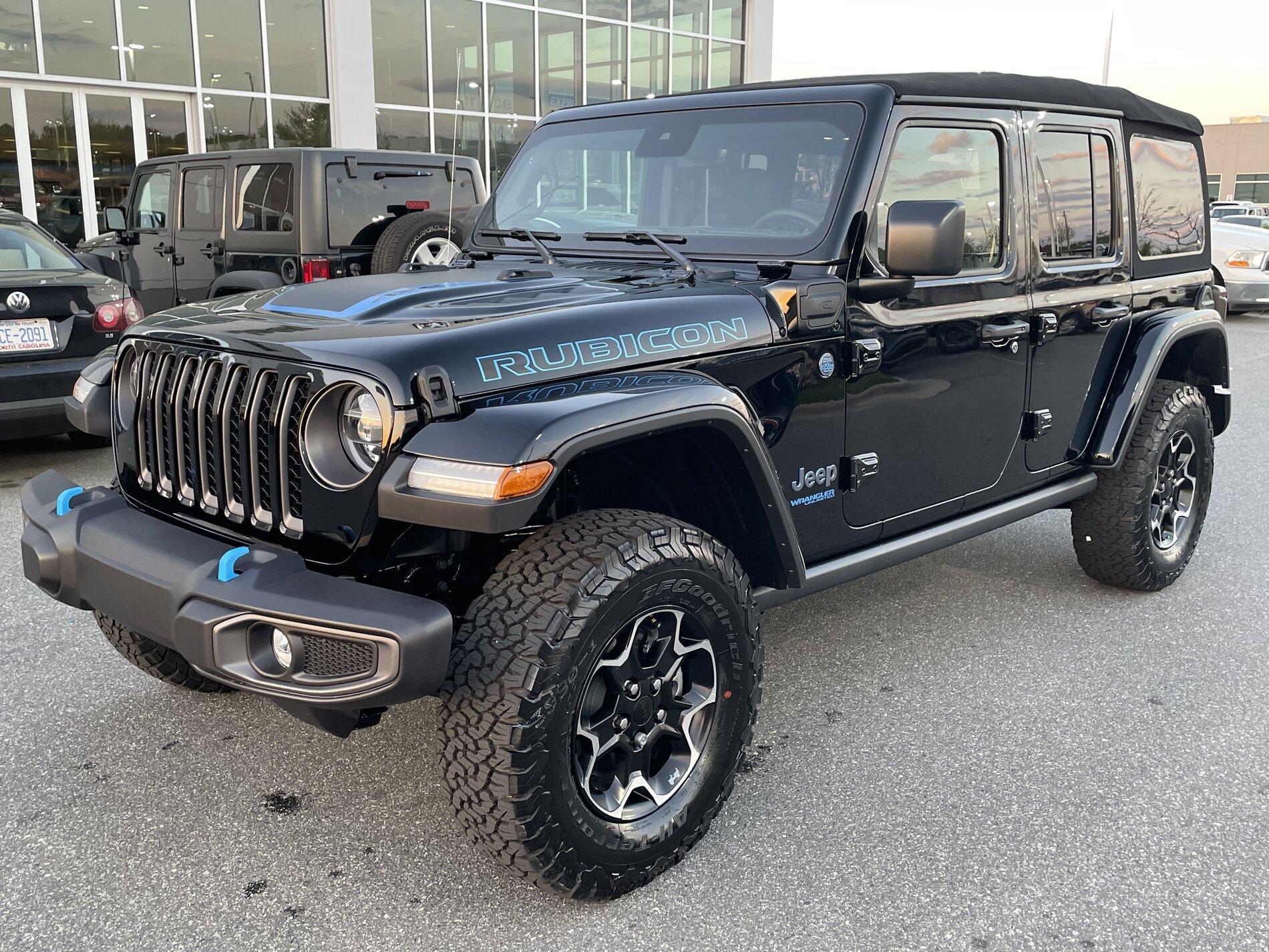 Jeep Gladiator 4xe TEST DRIVE F8583FB1-B0C9-4C14-8D7F-413DDBB2B811