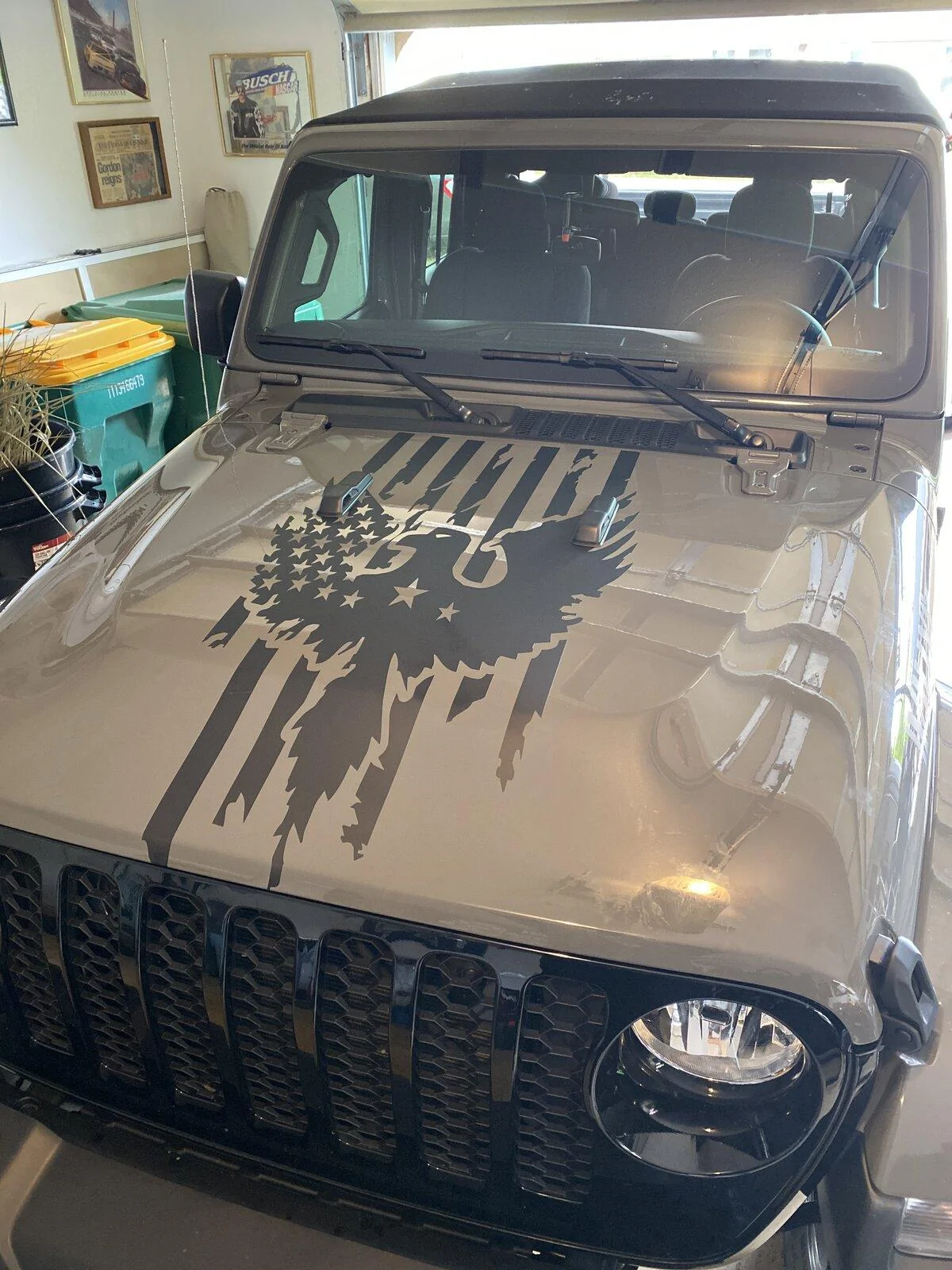 Jeep Gladiator Stickers and decal pics! 76ADA657-0A56-4DF3-BC7D-4B5D3A0816B8