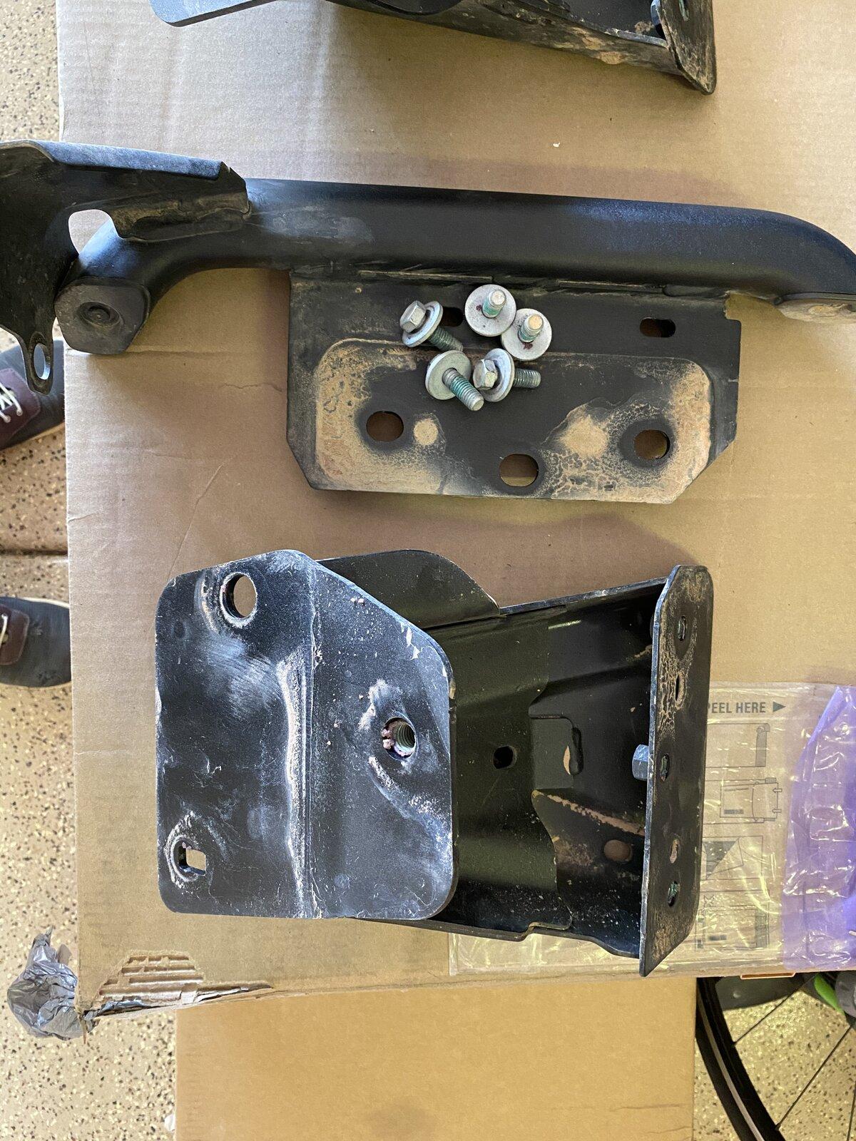 Jeep Gladiator (NLA/Sold) Bumper (F and R)  and rear step parts 28D92BF3-7F6B-4D6E-BBDF-7238993E6005