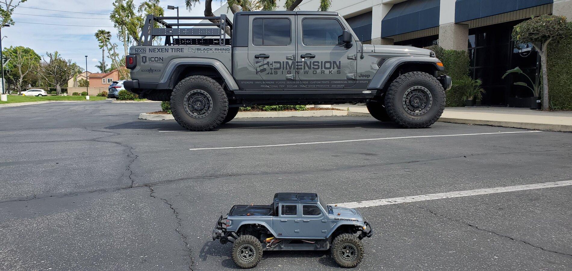 Jeep Gladiator Senton Arrma 3s 4x4 w/ Pro-line Jeep Gladiator Body 20210425_150358