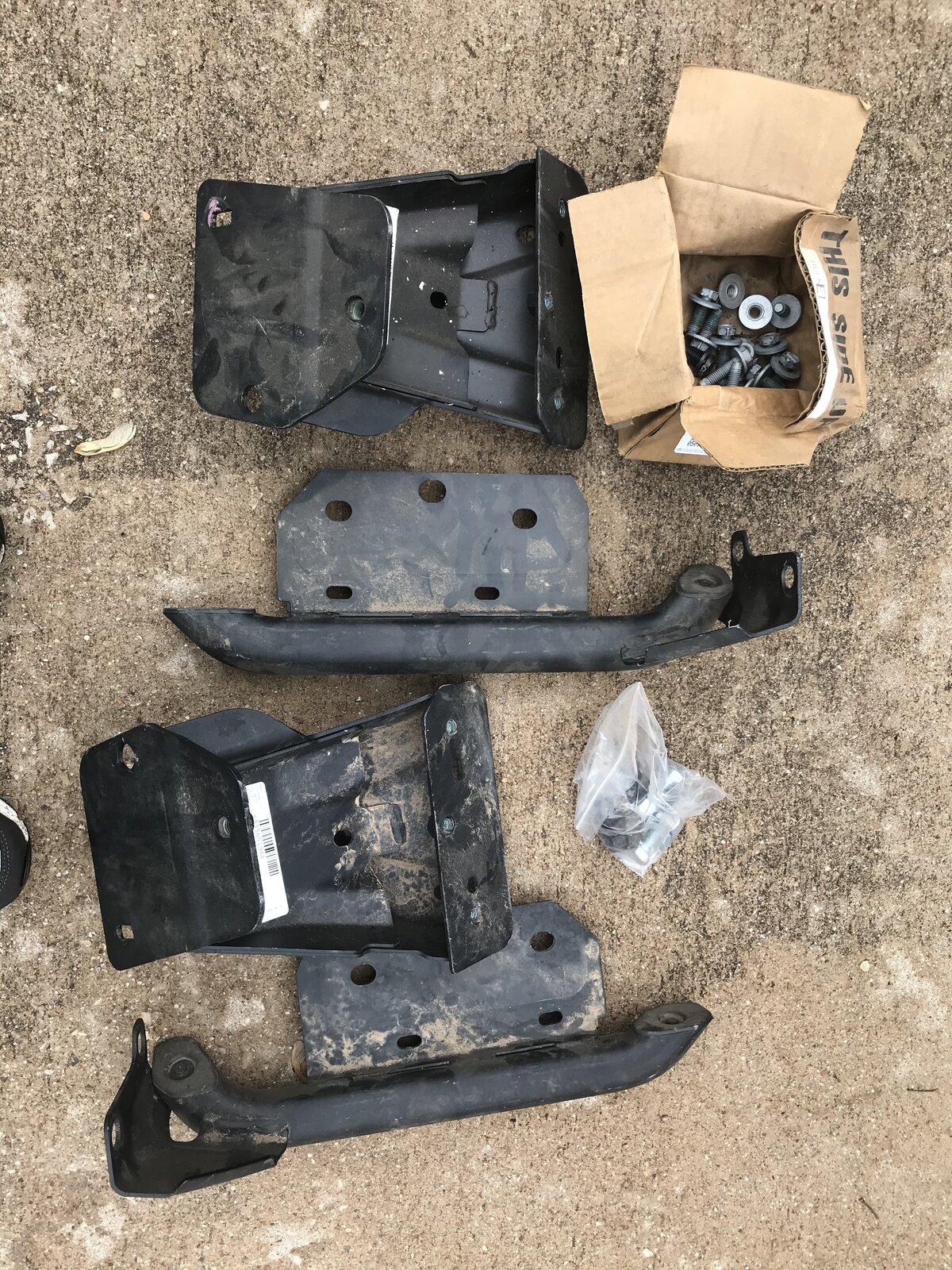 Jeep Gladiator Steel Rear Rock Sliders and Brackets 34BA31EB-EA84-4762-9C3B-2DB4FCE14AE3