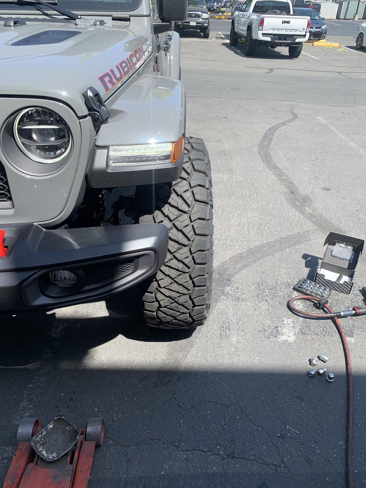 Jeep Gladiator 2021 SikJeep Sting gray Gladiator build B83E9C88-0943-4322-994D-0C5F59B2F4AF