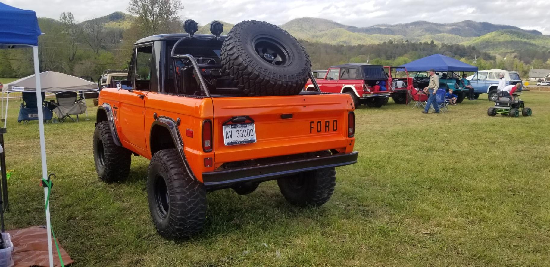 broncoorange.jpg