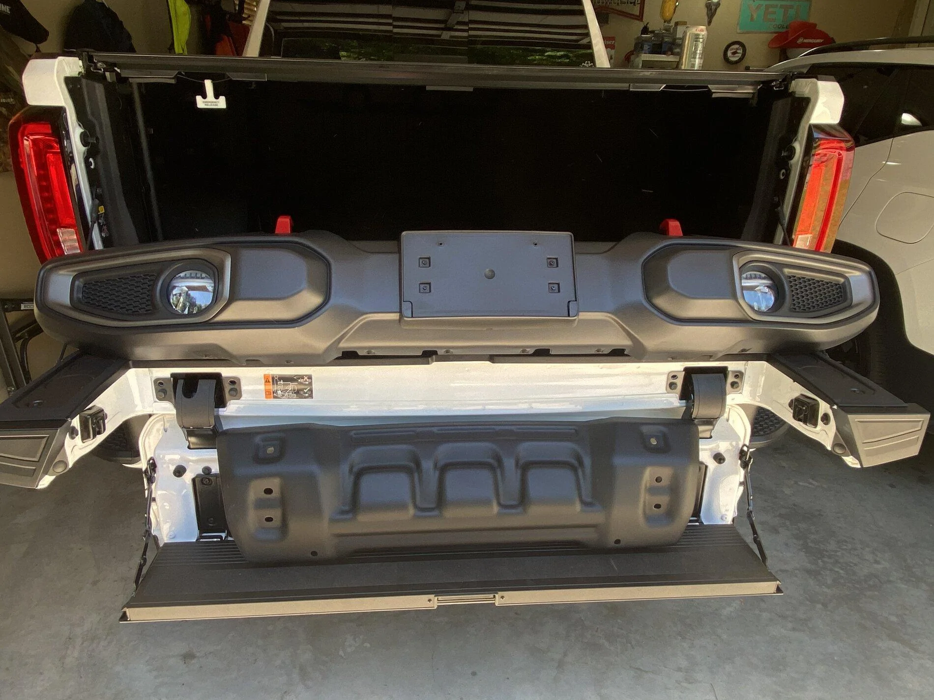 Jeep Gladiator Bumper and skid plate 4 sale 8D8FED9A-09D4-48C3-A9EB-F874A190536C