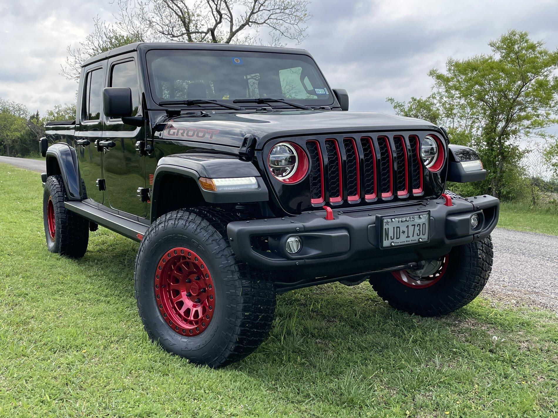 Jeep Gladiator What wheels are you putting on you JT? 9E23B3B7-CBCE-4DD5-A42D-A1A97680F755