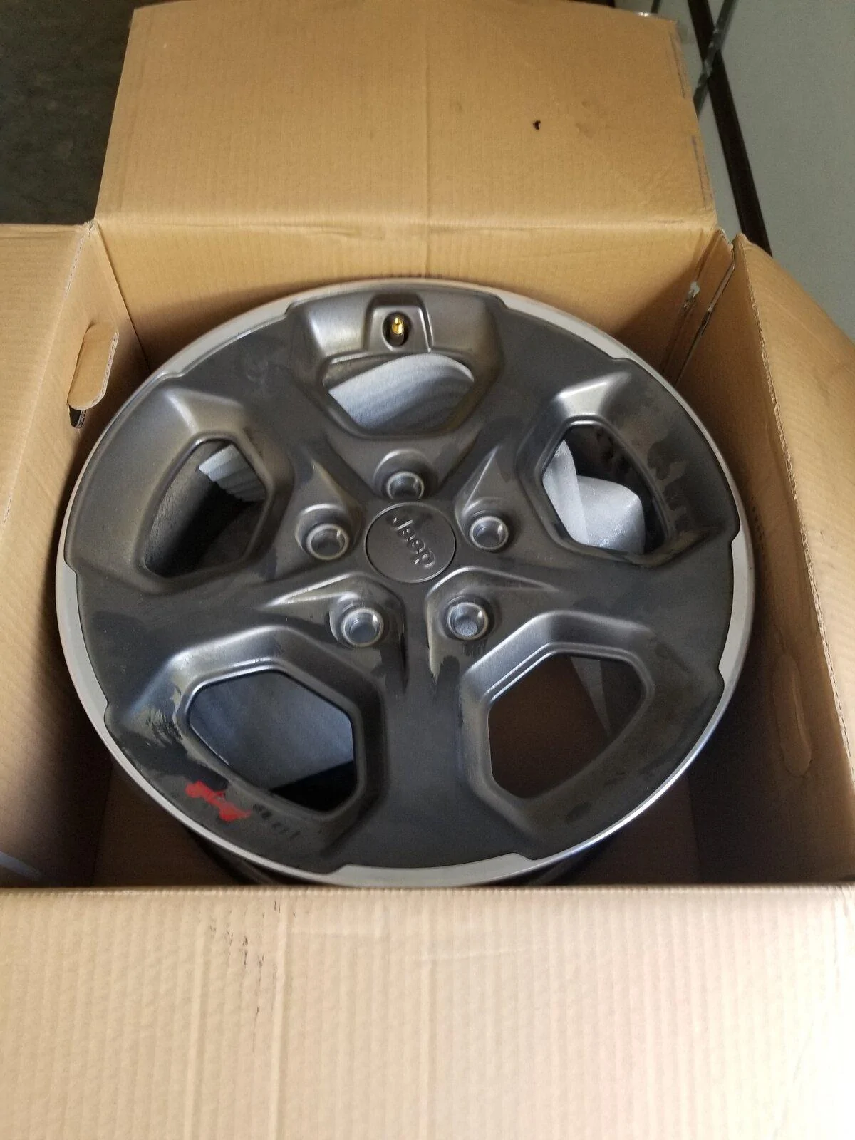 Jeep Gladiator OEM Rubicon wheels only 20210426_174619