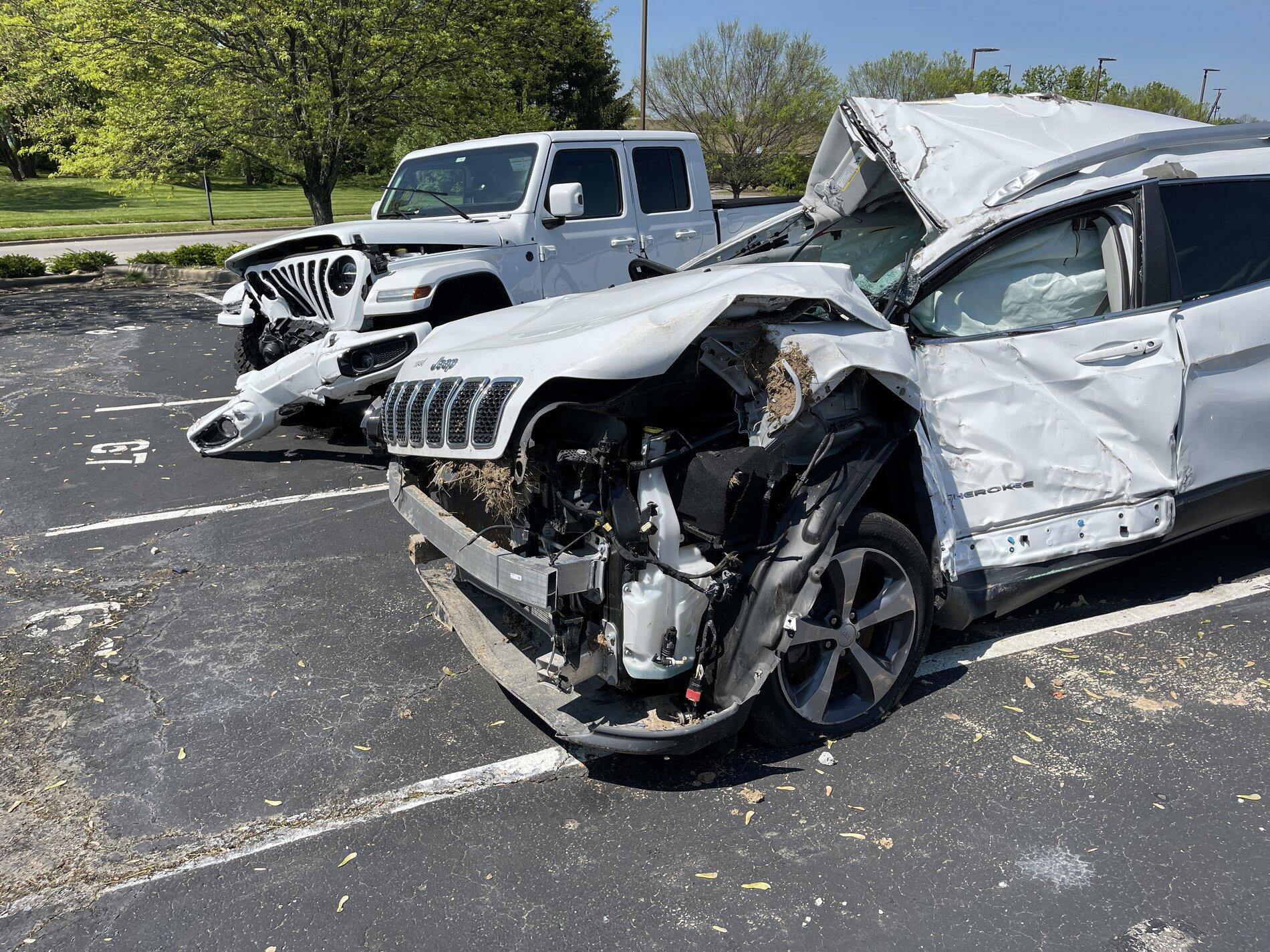 Jeep Gladiator Two Totaled Jeeps 168A8481-895E-48F0-BDCE-FEB4A9618193