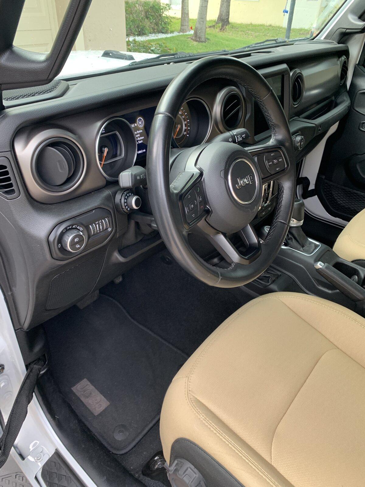 Jeep Gladiator "Perfect" Redarc Brake Controller knob install, almost. 001C8994-631F-4522-B4CC-4D08D3646742