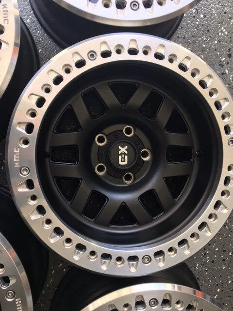 Jeep Gladiator KMC Machete Beadlocks IMG_4001