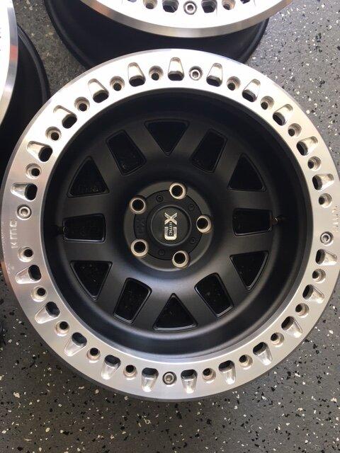Jeep Gladiator KMC Machete Beadlocks IMG_4002.JPG