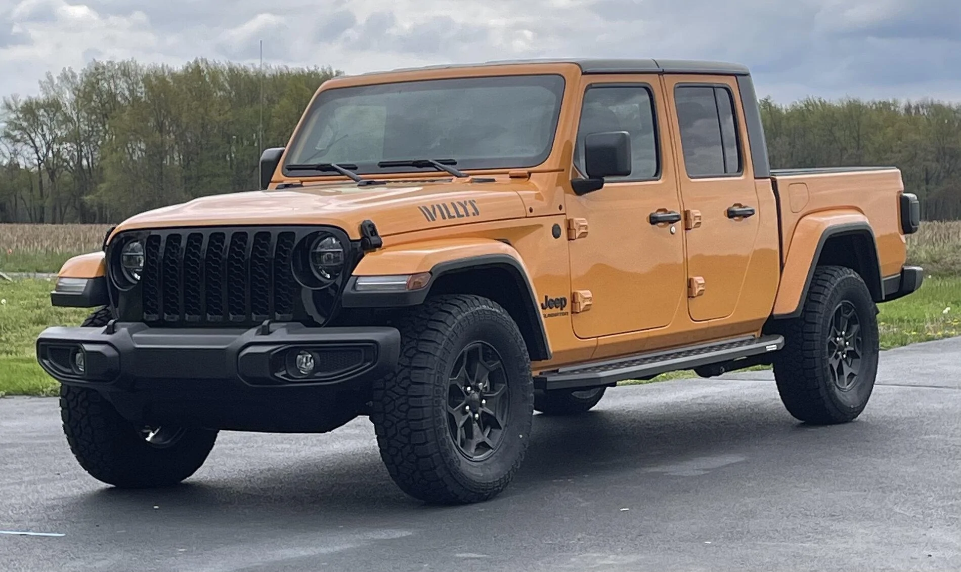 Jeep Gladiator Can I add the 35s without a lift on Willy's Edition? 2B8670AB-4F25-4F69-93CD-F0E3AAC1C1A7