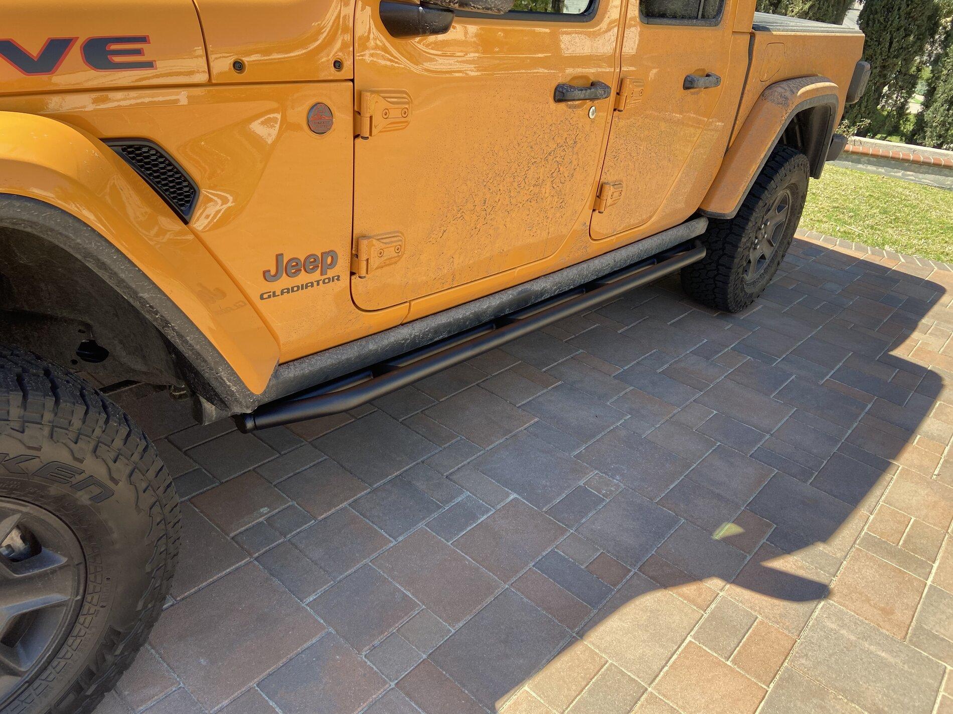 Jeep Gladiator Sliders/steps that will work with Rubicon/Mojave rock sliders A20BE214-4D8E-46D2-968C-FB8CD50FE4C4