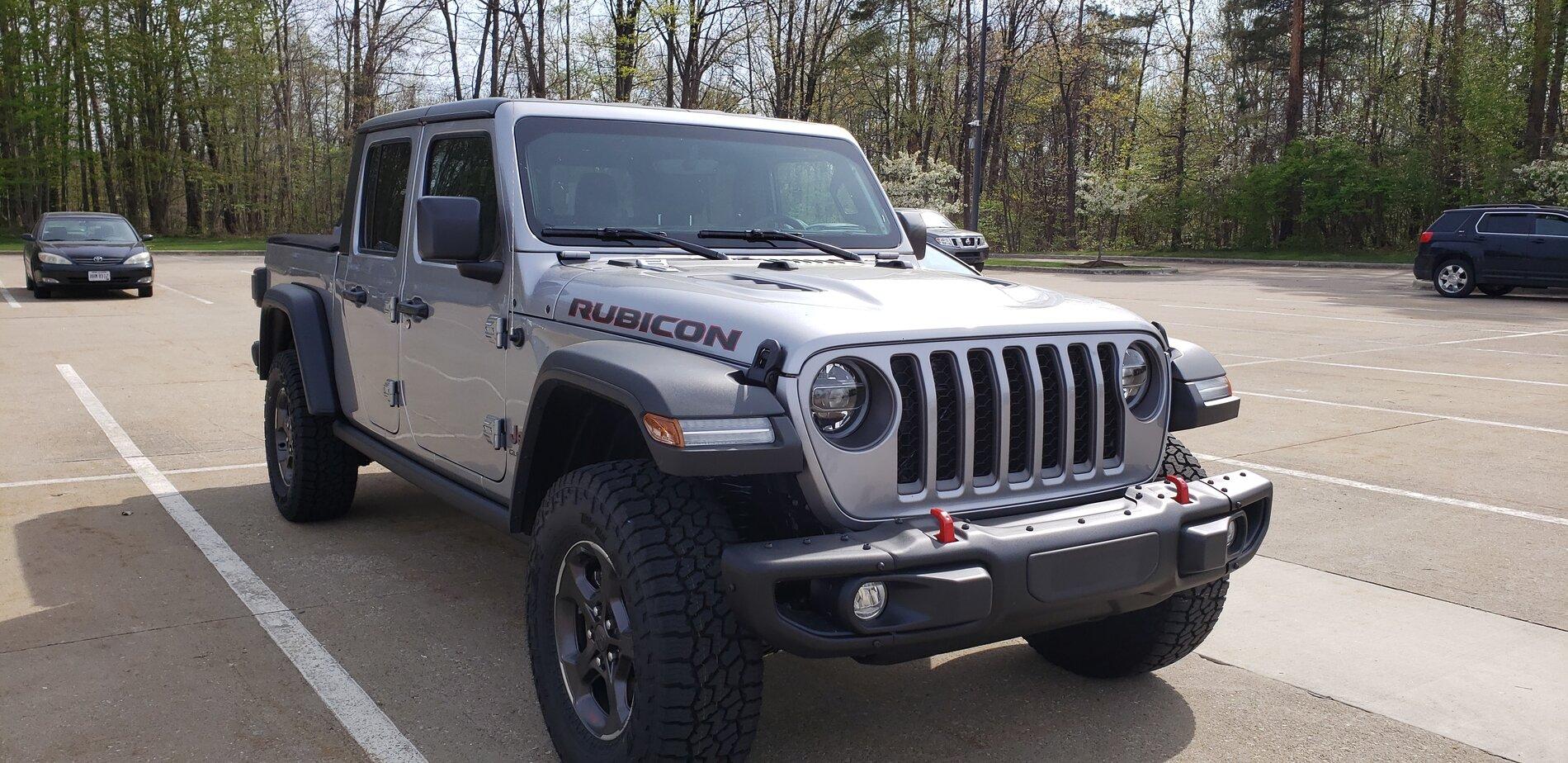Jeep Gladiator Took Delivery of Your JT? Sign in Here! Burly2