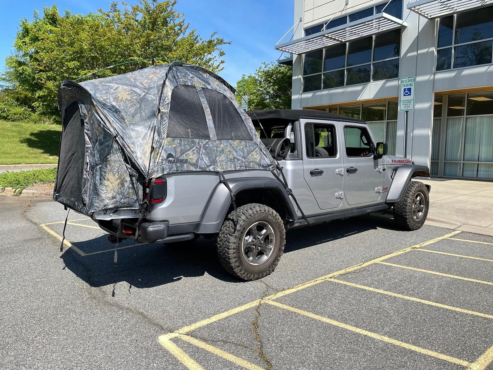 Jeep Gladiator Hell of a deal on a Truck Tent $25 IMG_6712-L