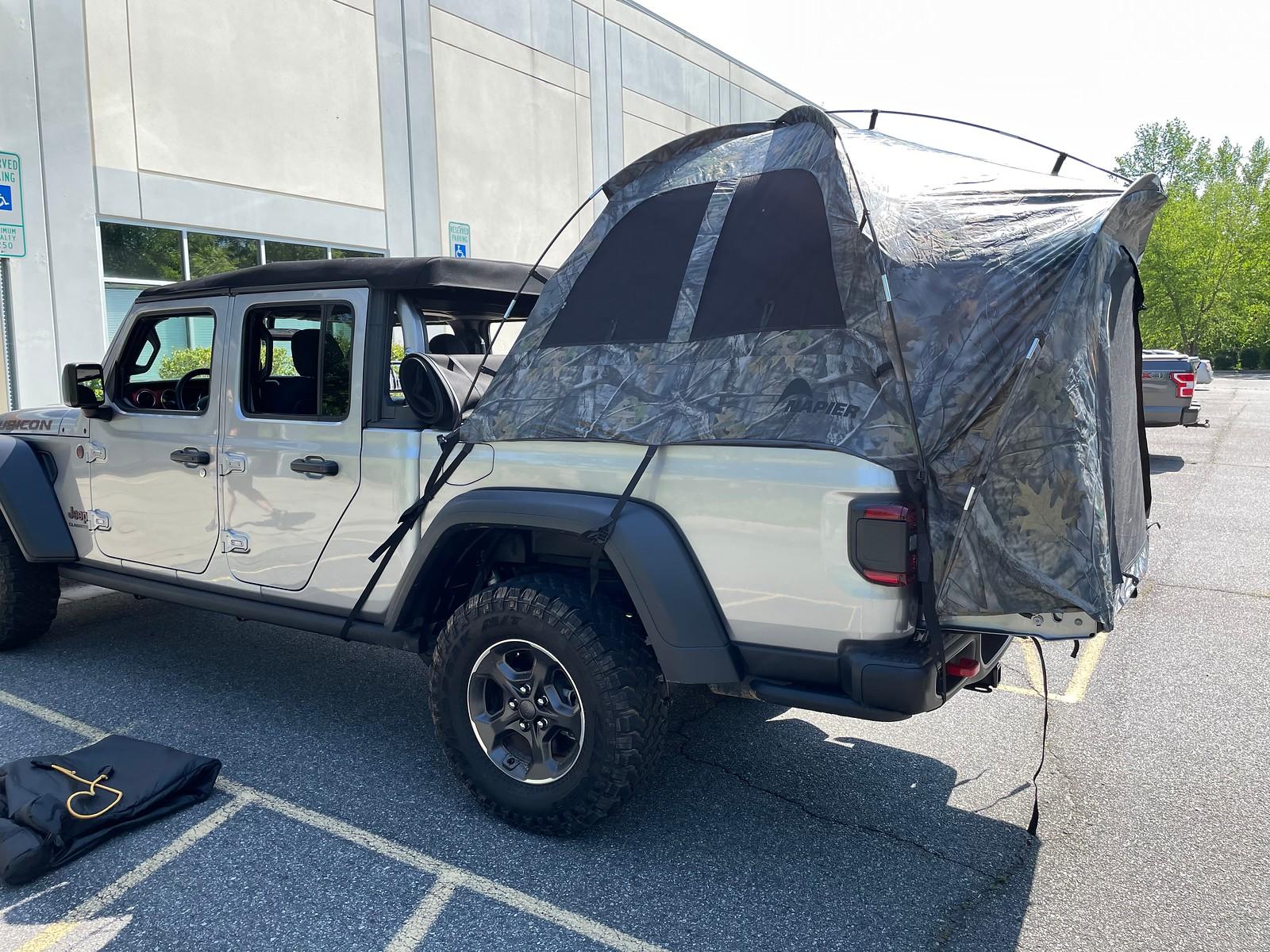 Jeep Gladiator Hell of a deal on a Truck Tent $25 IMG_6714-L