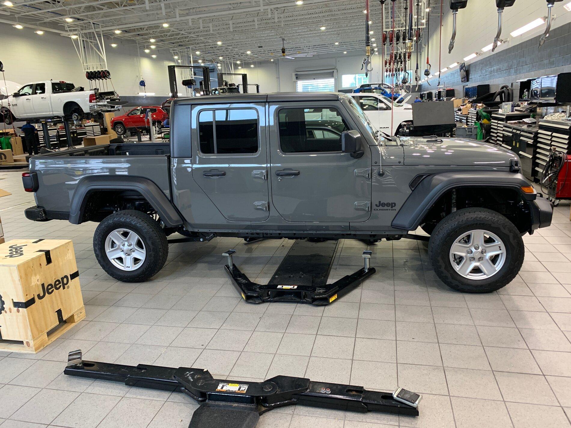 Jeep Gladiator Retroactive Sting-Gray Gladiator Build Thread 17459135-CDD4-485C-A3A3-7975B4FDB135