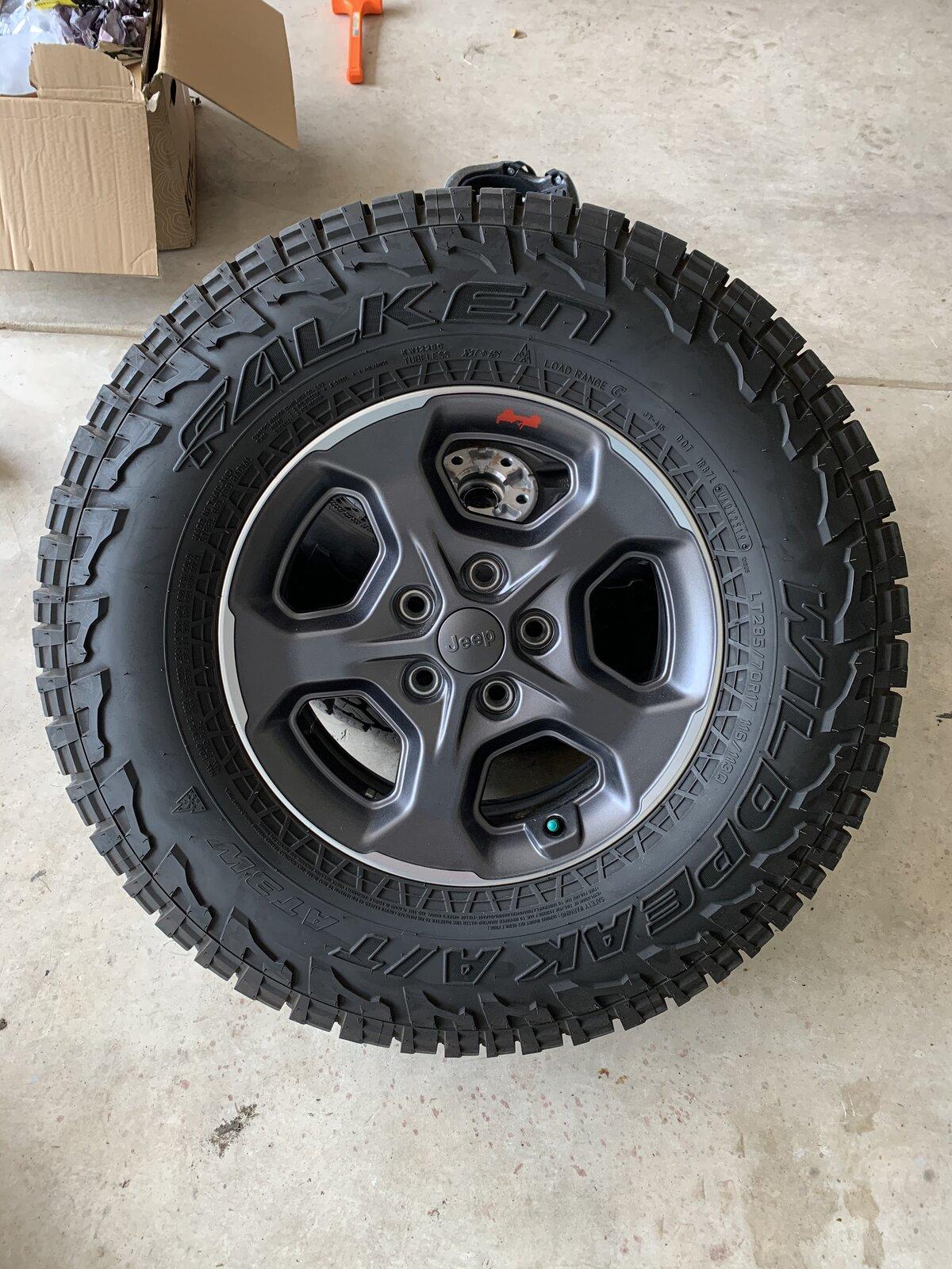 Jeep Gladiator Rubicon wheels with AT tires 9BD879F8-A0E0-4328-9C7E-BB21551F94BF