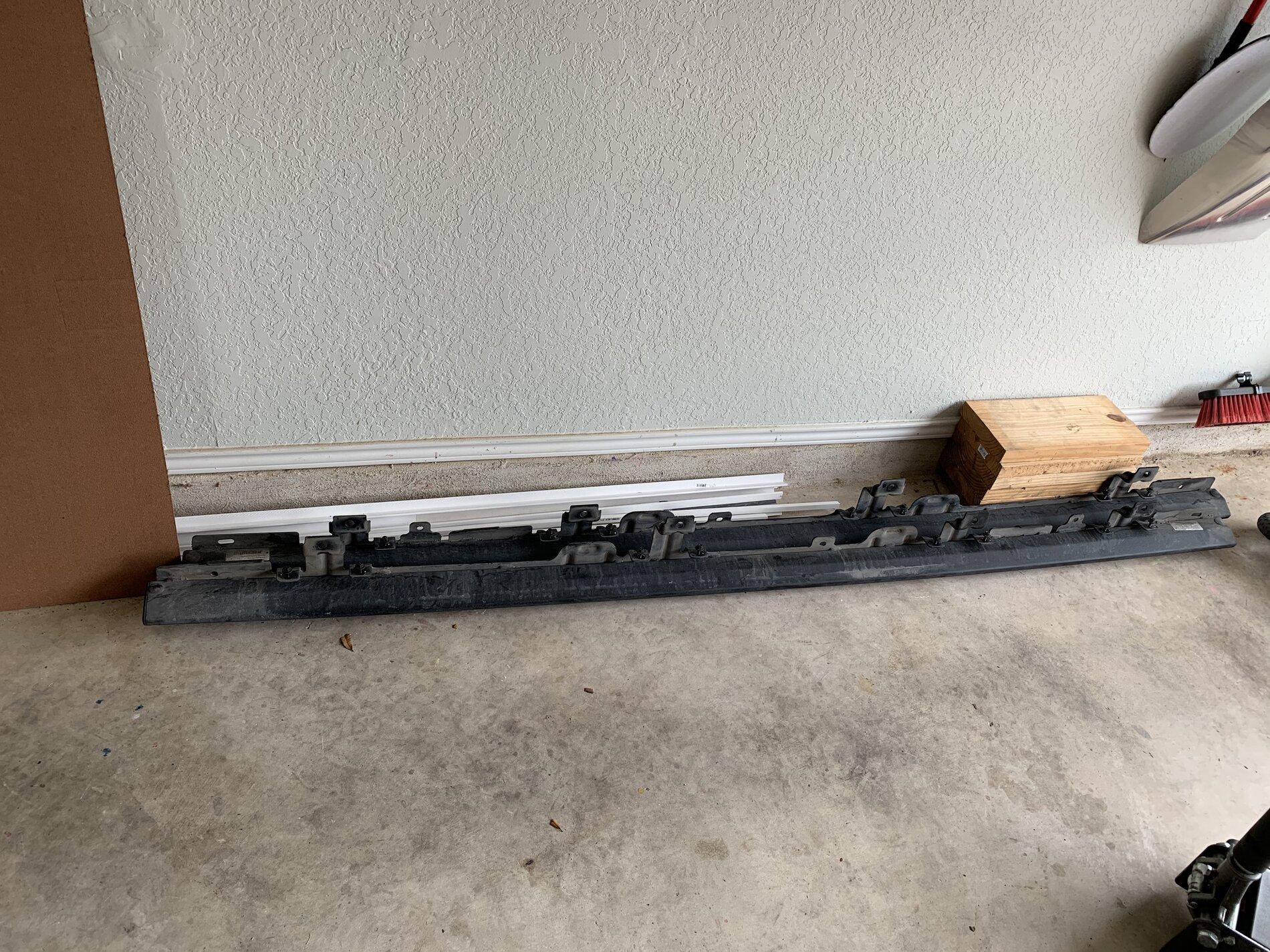 Jeep Gladiator Rubicon rock rails DD3DDDB9-F108-436E-A16C-3402D6799917