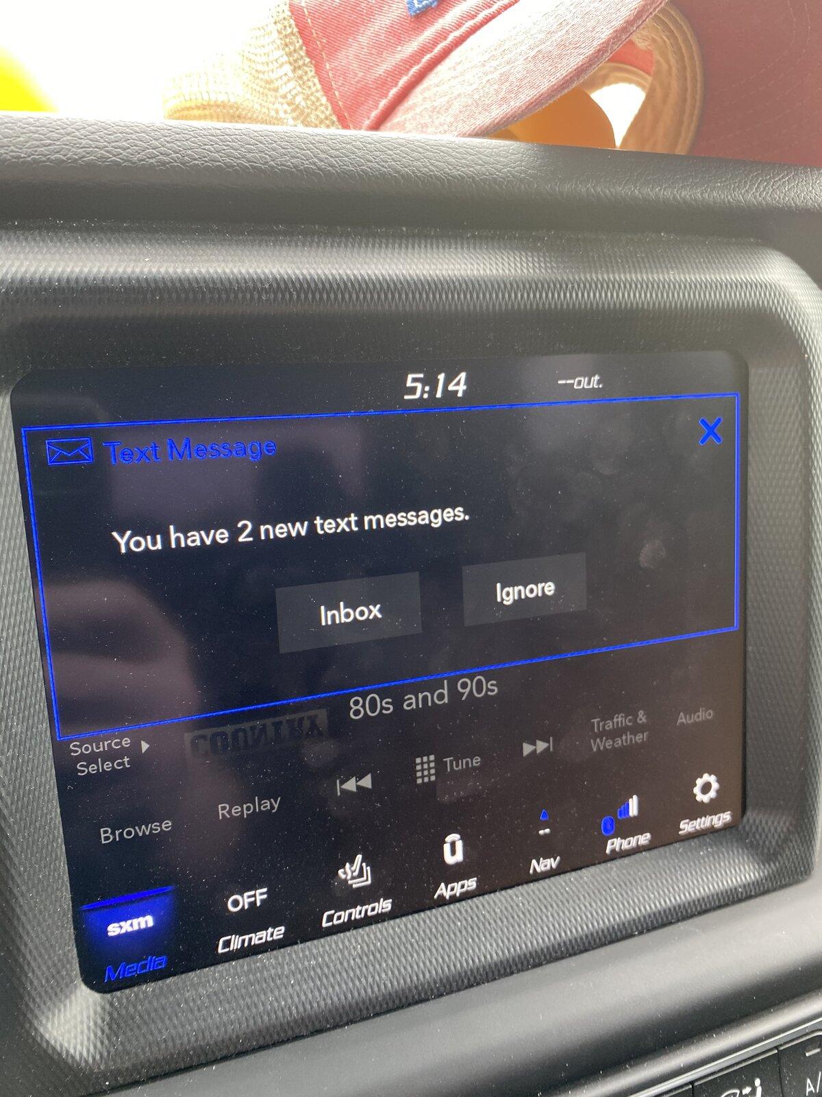 Jeep Gladiator Bluetooth messages iOS 7F6E9B73-5804-404B-A8EE-FF7BF51E9DC7