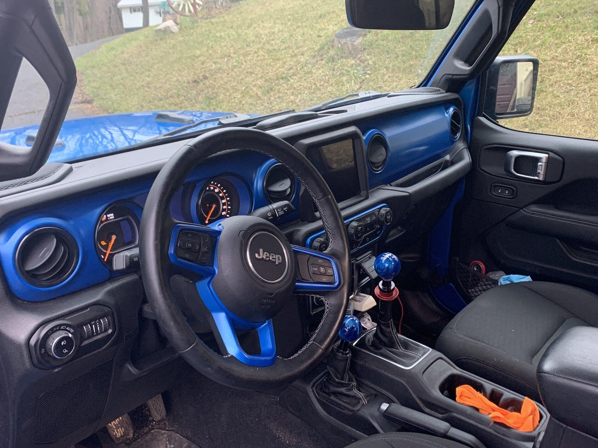 Jeep Gladiator Removal and Repaint Factory Body Color JL/JT On Dash Panels 71F6ACD5-D54C-4701-BC2F-010E06B71E98