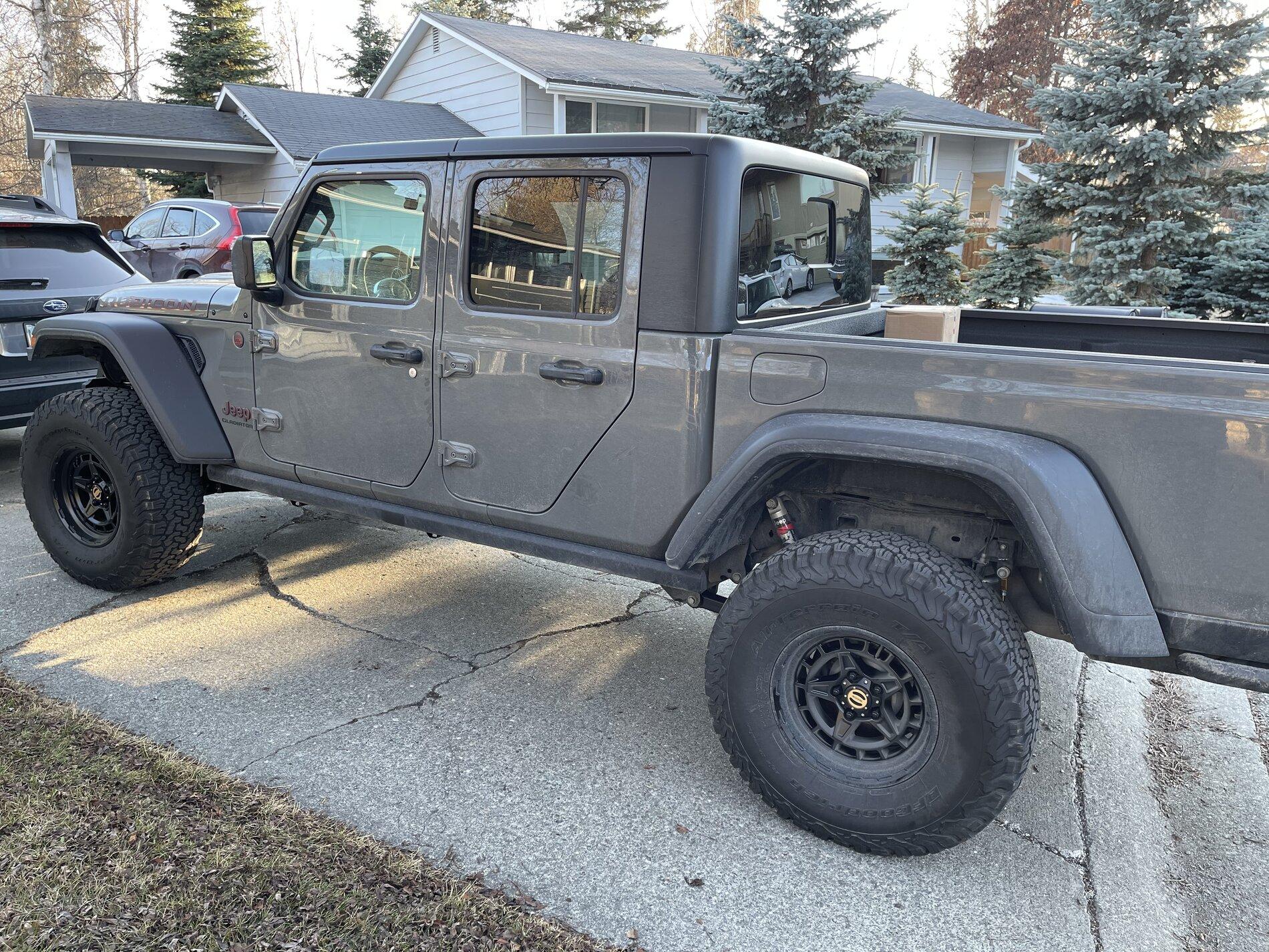 Jeep Gladiator Clayton 2.5 Overland plus installed today! D72509BE-4BC5-41A8-9AD5-2A87B7A129DA