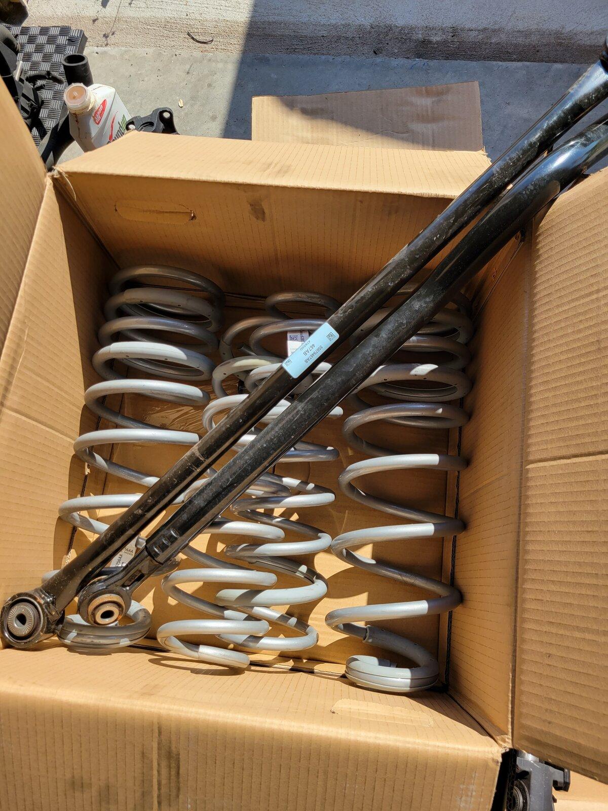 Jeep Gladiator Mojave take offs 20210501_094542