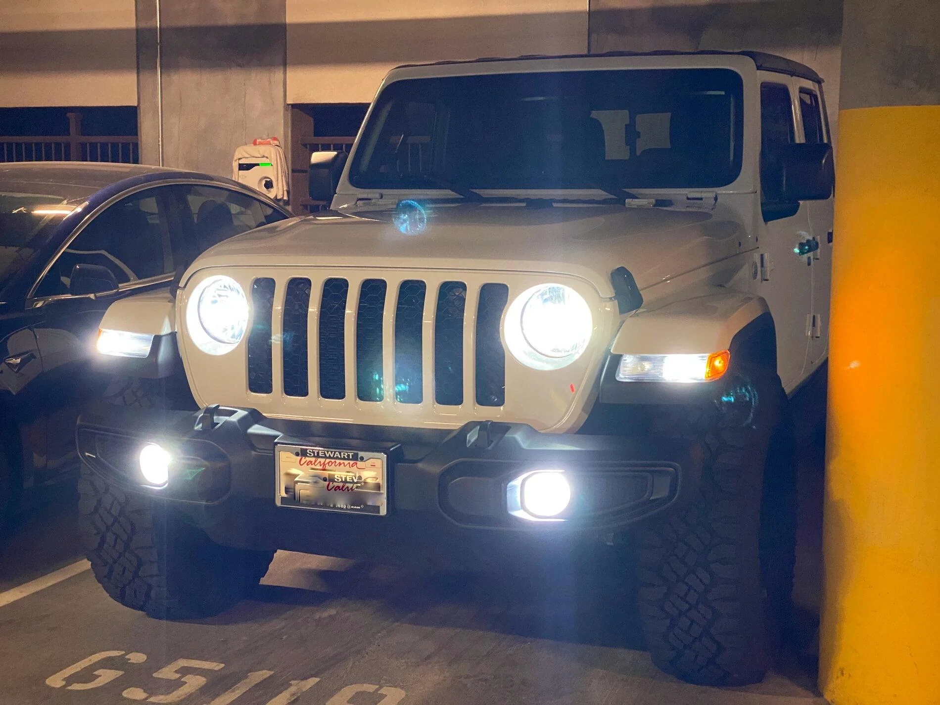 Jeep Gladiator Jeep Gladiator Sport Headlight/Taillight Upgrade From Base Halogen? E7086464-5F0F-4DE0-B8DA-2329313F41B0