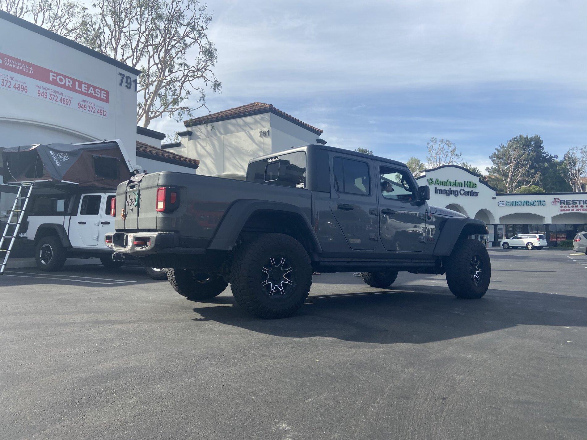 Jeep Gladiator What did you do WITH your Gladiator today? 177E6A9A-E595-4D0F-A700-28C0C06E1514