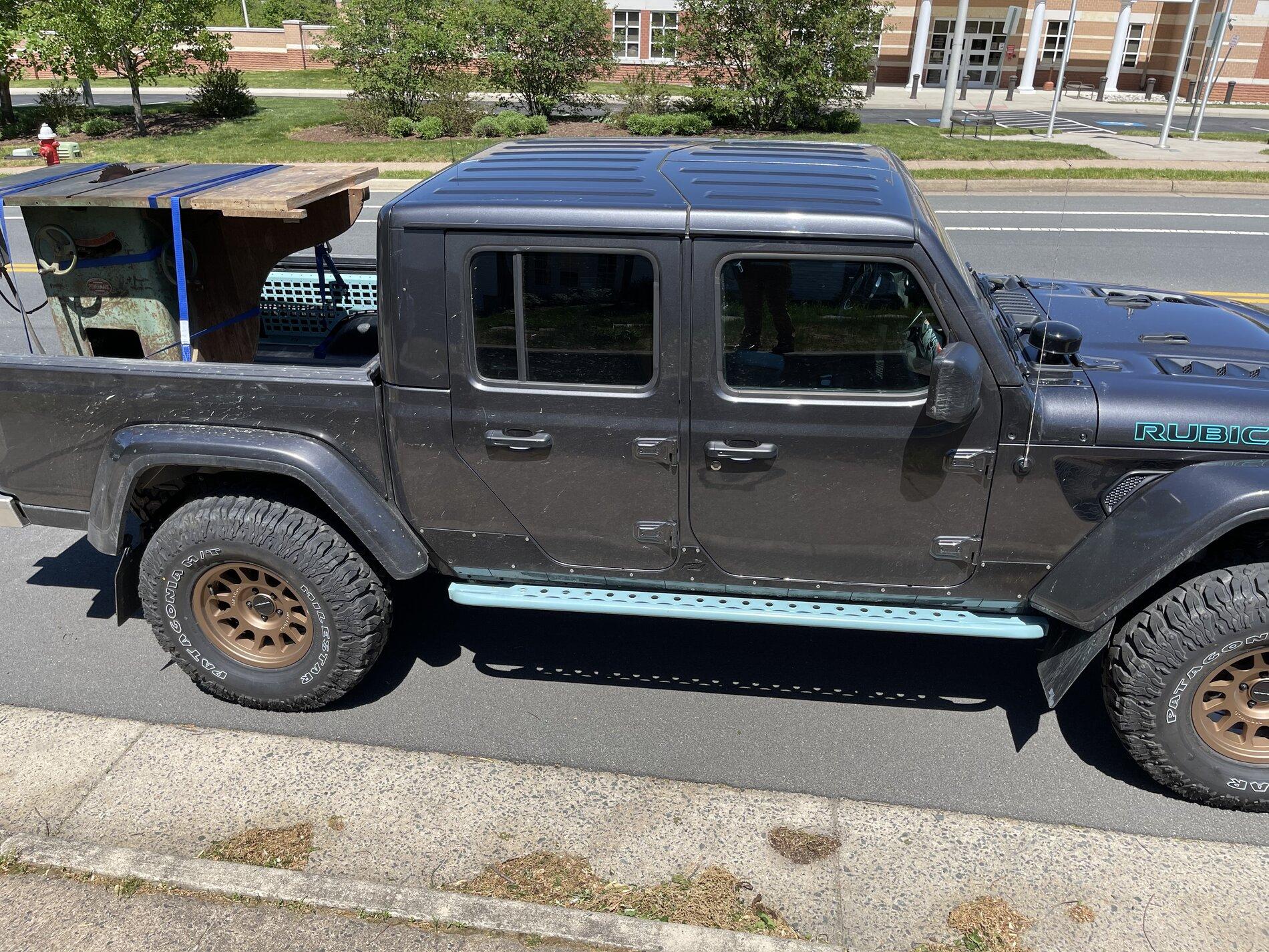 Jeep Gladiator What did you HAUL in your JT today? 3244687B-24D5-4D1C-95B0-BC5A2B1F4951