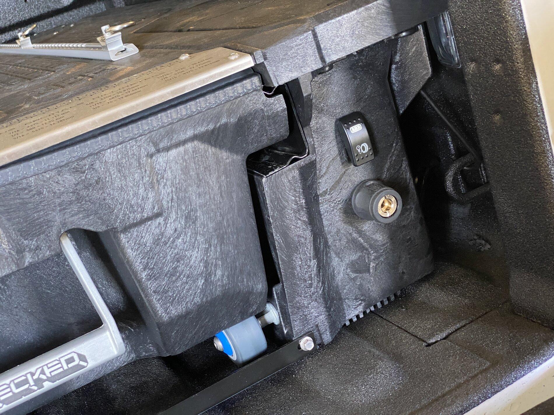 Jeep Gladiator DECKED w/ARB Compressor Mount 1D999824-B25E-4577-82CA-331CDDAACF6D